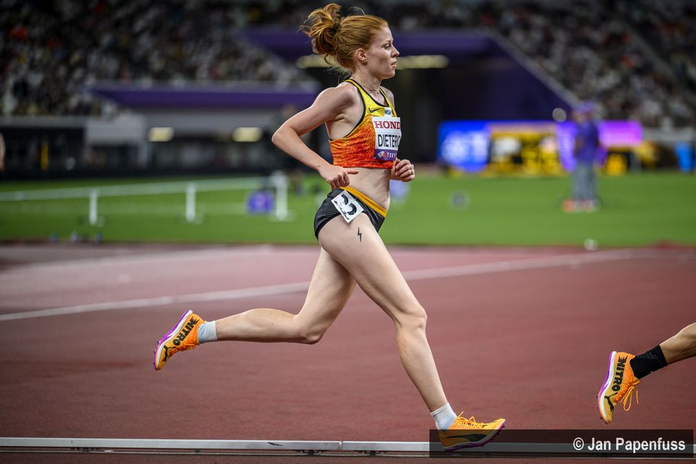 Eva Dieterich (LAV Stadtwerke Tübingen) im Finale über 10.000 Meter